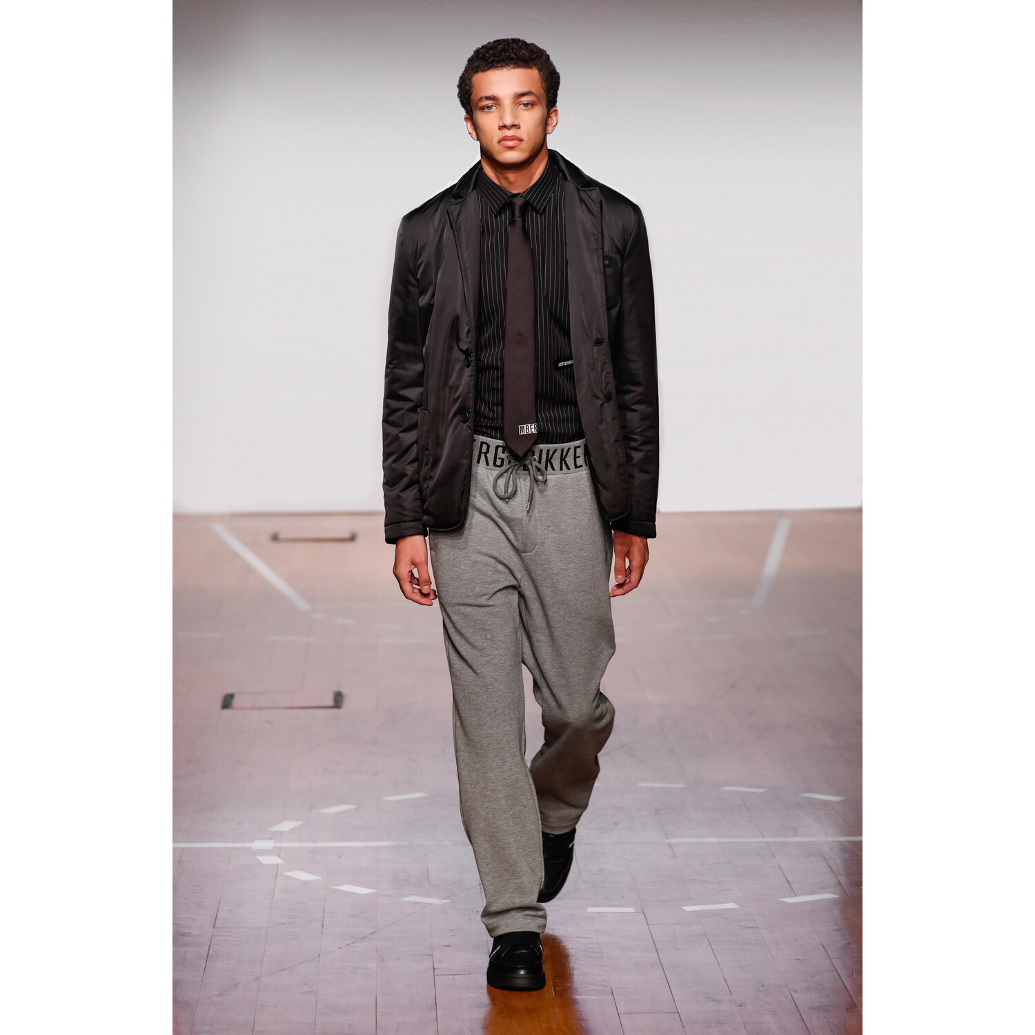 Фото Bikkembergs Pre-Fall 2020 / Bikkembergs осень-зима 2020